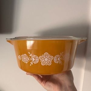 Vintage Butterfly Gold 475 Pyrex - with MISPRINT